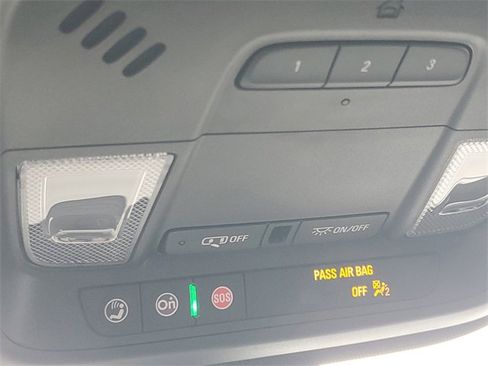 Certified 2023 Chevrolet Traverse LT image 29