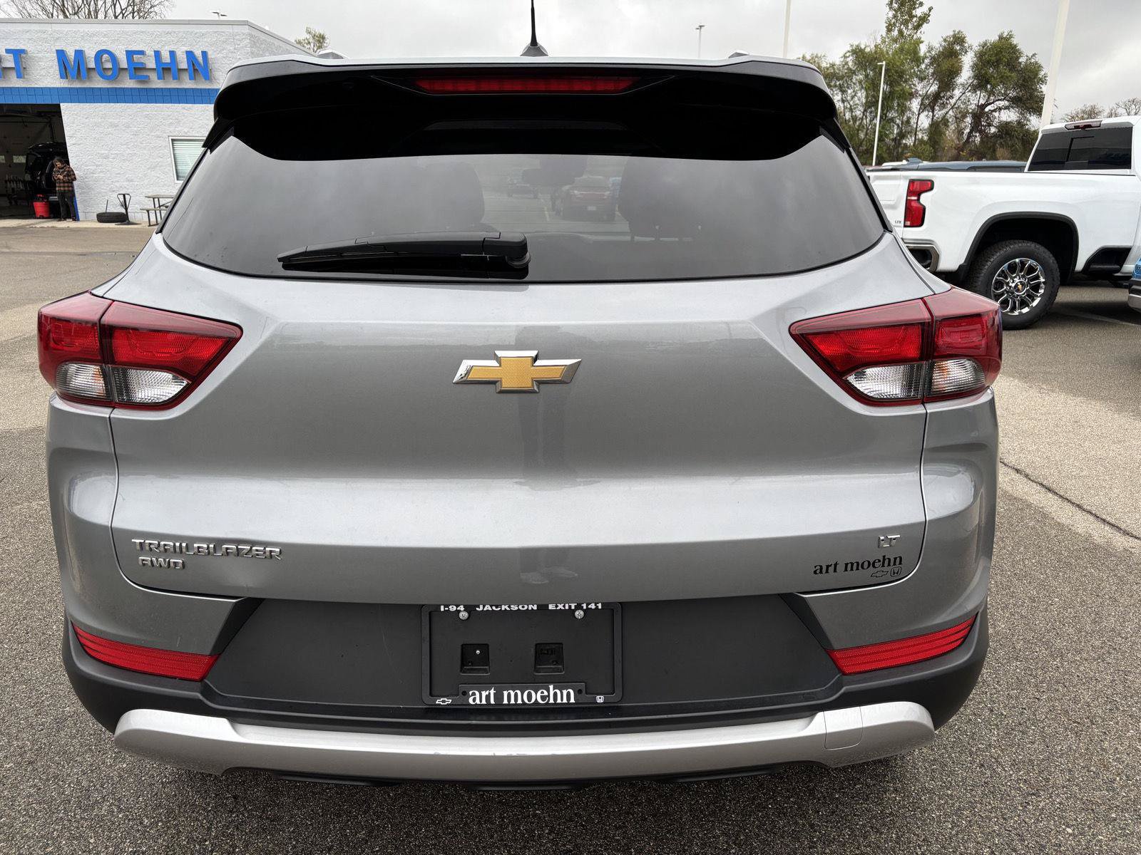 Used 2023 Chevrolet TrailBlazer LT w/ Convenience Package AWD/4WD image 6