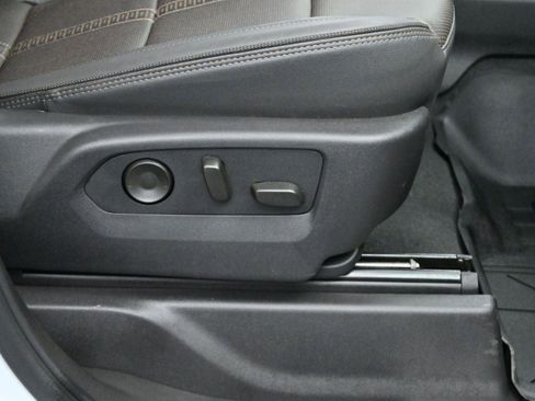 Used 2026 Chevrolet Silverado 3500 High Country w/ Technology Package image 32