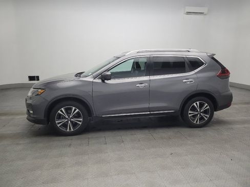 Used 2018 Nissan Rogue SL FWD image 2
