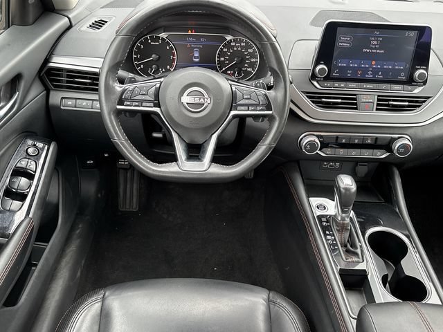 Used 2024 Nissan Altima 2.5 SR FWD image 12
