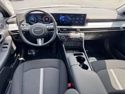 Used 2025 Hyundai Sonata SEL FWD image 6