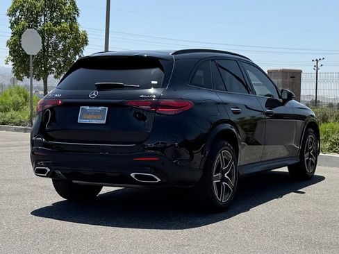 Used 2024 Mercedes-Benz GLC 300 4MATIC image 8