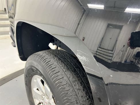 Used 2017 GMC Canyon 2WD Crew Cab w/ Convenience Package image 32