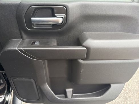 Used 2021 Chevrolet Silverado 2500 Custom w/ Custom Convenience Package image 23