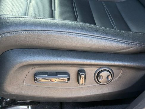 Used 2025 Honda CR-V EX-L image 18