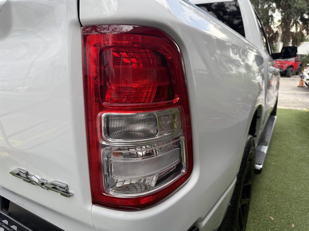 Used 2019 RAM 1500 Big Horn AWD/4WD image 12