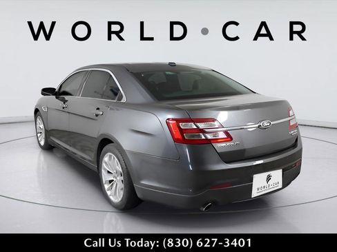 Used 2019 Ford Taurus Limited FWD image 5