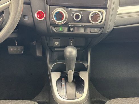 Used 2019 Honda Fit EX image 17