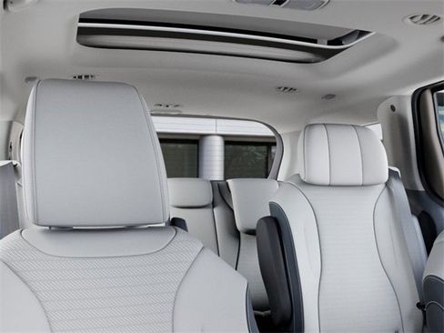 New 2026 Kia Carnival SX Prestige image 28