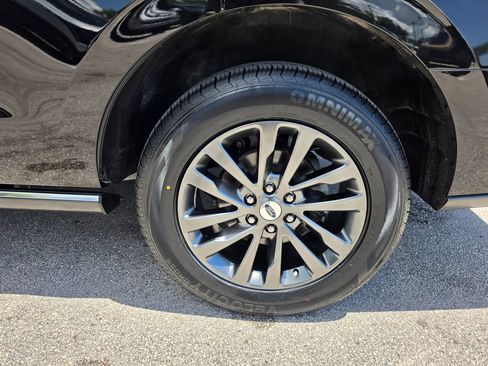 Used 2021 Ford Expedition Limited RWD image 32