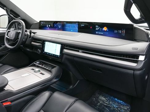 Used 2025 Lincoln Navigator L Reserve w/ Jet Appearance Package image 40