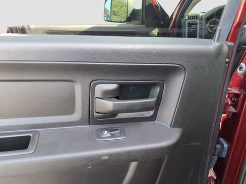 Used 2018 RAM 3500 Tradesman w/ Chrome Appearance Group image 8