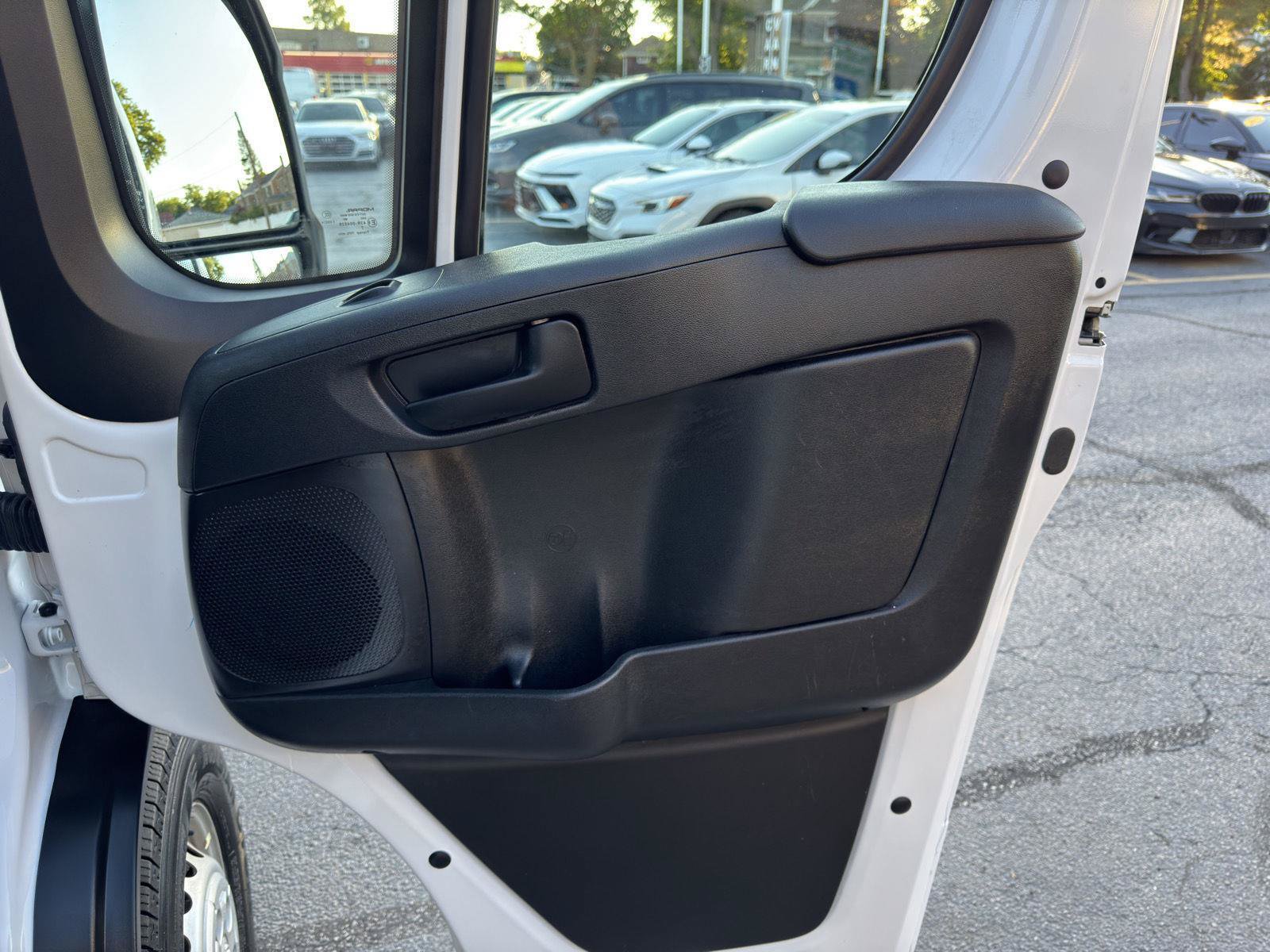 Used 2026 RAM ProMaster 2500 w/ Convenience Group FWD image 22