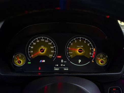Used 2018 BMW M4 Coupe RWD image 26