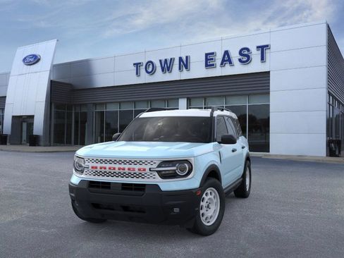 New 2025 Ford Bronco Sport Heritage w/ Convenience Package image 2