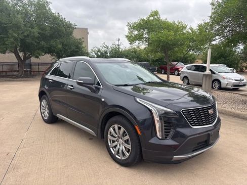 Used 2023 Cadillac XT4 Premium Luxury w/ Cold Weather Package FWD image 3