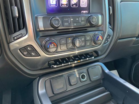 Used 2015 Chevrolet Silverado 2500 LTZ w/ LTZ Plus Package image 20