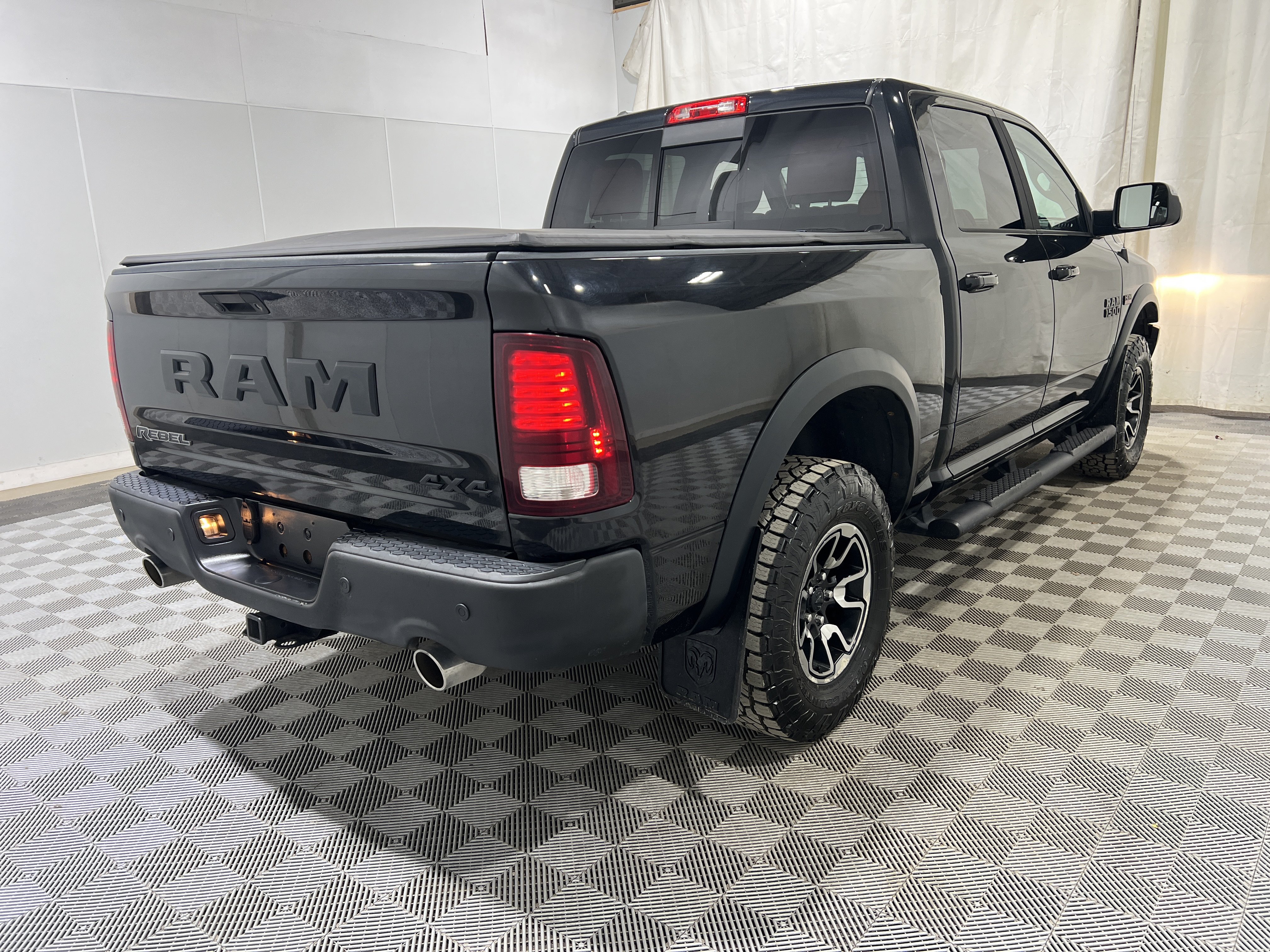 Used 2016 RAM 1500 Rebel w/ Luxury Group AWD/4WD image 3