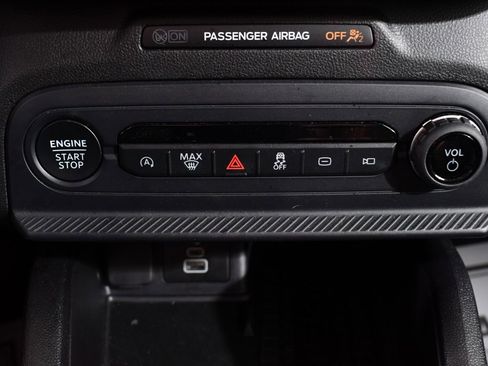 Used 2025 Ford Bronco Sport Big Bend w/ Convenience Package image 28