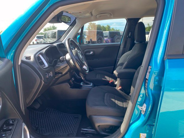Used 2021 Jeep Renegade Latitude w/ Convenience Group FWD image 16