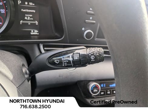 Certified 2023 Hyundai Elantra SEL image 26