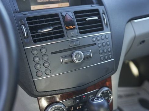 Used 2008 Mercedes-Benz C 300 Sedan image 27