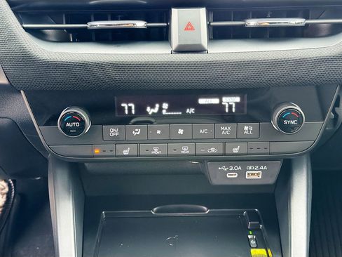 Certified 2026 Subaru Outback Premium image 31