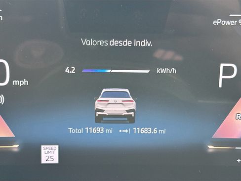 Used 2025 BMW iX xDrive50 AWD/4WD image 12
