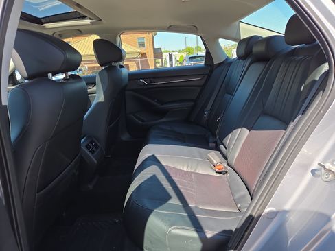 Used 2018 Honda Accord EX-L image 11