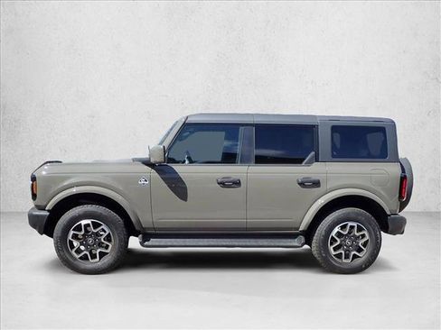 New 2026 Ford Bronco Outer Banks AWD/4WD image 2