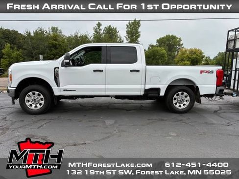 Used 2024 Ford F250 XLT w/ FX4 Off-Road Package AWD/4WD image 5