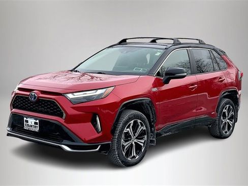 Used 2023 Toyota RAV4 XSE image 2