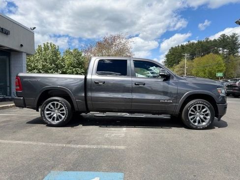 Used 2022 RAM 1500 Laramie AWD/4WD image 10