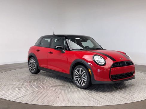 New 2026 MINI Cooper 4-Door Hardtop image 2