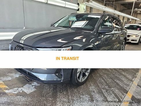 Used 2021 Audi e-tron Premium w/ Convenience Plus Package image 2