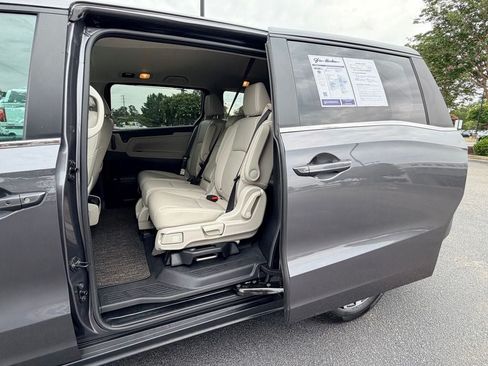 Used 2025 Honda Odyssey EX-L image 14