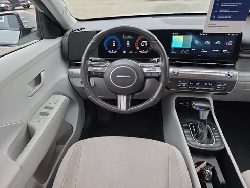 Used 2024 Hyundai Kona SEL FWD image 14