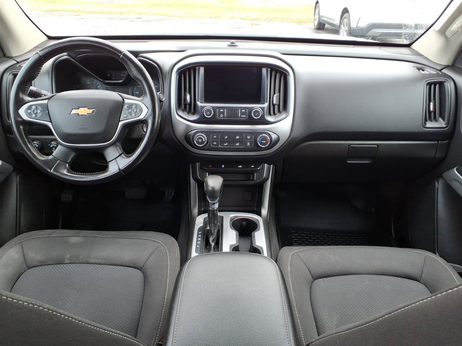 Used 2022 Chevrolet Colorado LT w/ LT Convenience Package AWD/4WD image 10