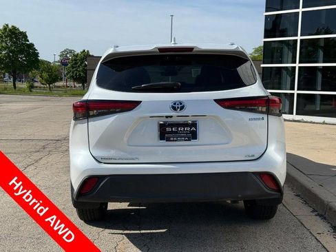 Used 2023 Toyota Highlander Bronze Edition AWD/4WD image 4