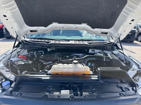 Certified 2022 Ford F150 XLT w/ Equipment Group 302A High image 30