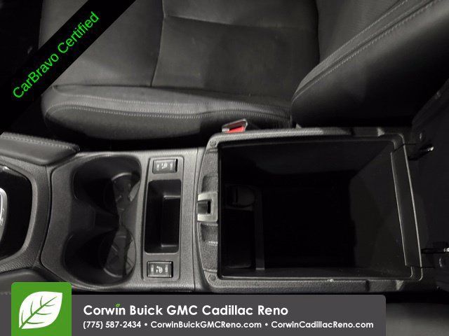 Used 2017 Nissan Rogue SL FWD image 25