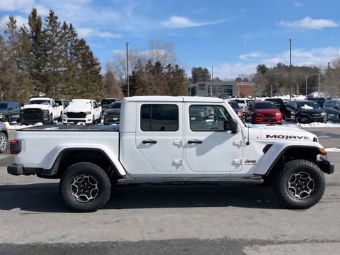 Used 2022 Jeep Gladiator Mojave w/ LED Lighting Group image 6