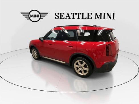 Certified 2025 MINI Cooper Countryman S w/ Comfort Package Max image 8
