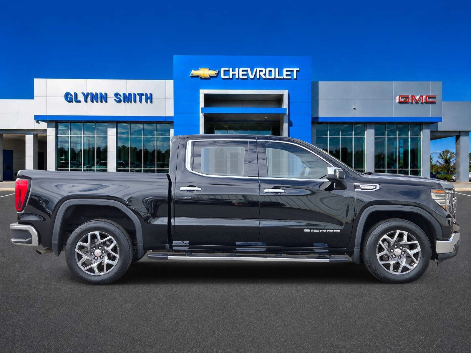 Used 2023 GMC Sierra 1500 SLT RWD image 6