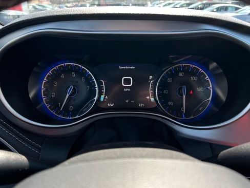 New 2026 Chrysler Pacifica Limited AWD/4WD image 39