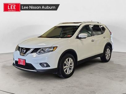 Used 2015 Nissan Rogue SV w/ SV Premium Package