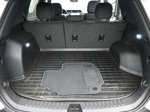Used 2025 GMC Terrain Elevation AWD/4WD image 6