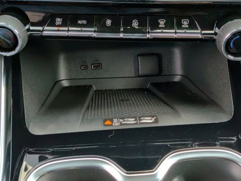 New 2026 Chevrolet Traverse Z71 AWD/4WD image 29