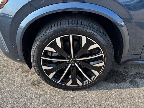 Certified 2026 Volvo XC90 B6 Plus w/ Protection Package Premier AWD/4WD image 34